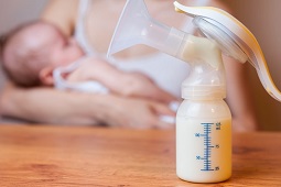 Breast milk microbiome linked to method of feeding